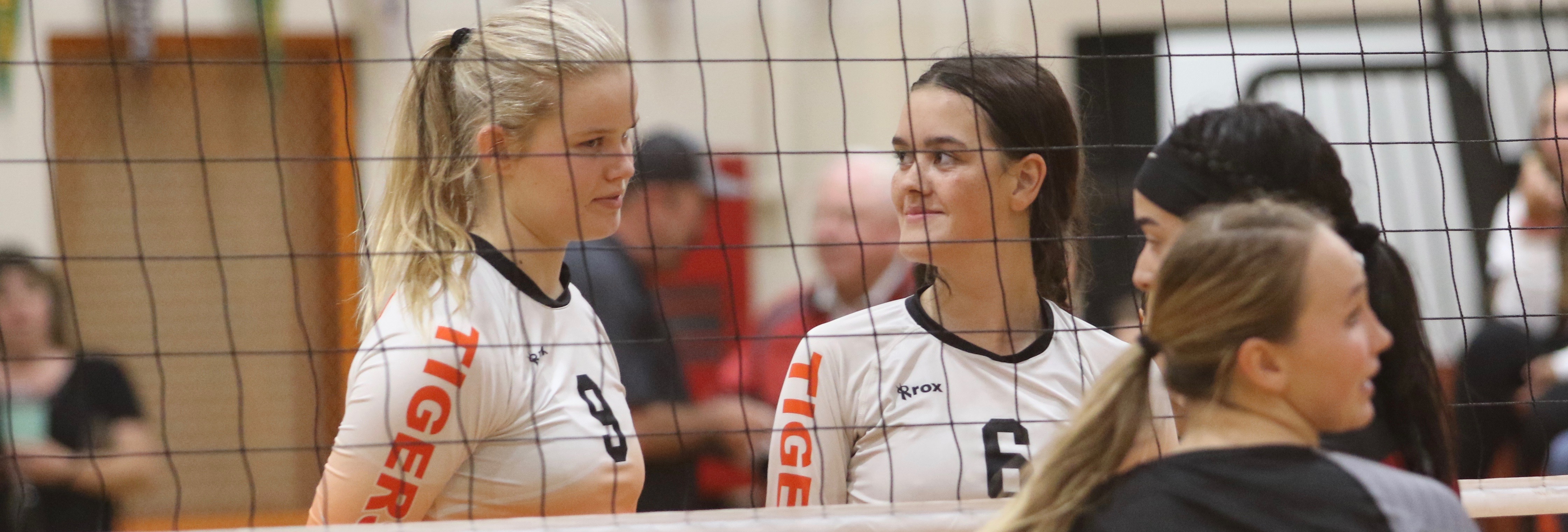 VOLLEYBALL ROUNDUP — Tigers go to 4-0 in the Big 5 – HumboldtSports.com